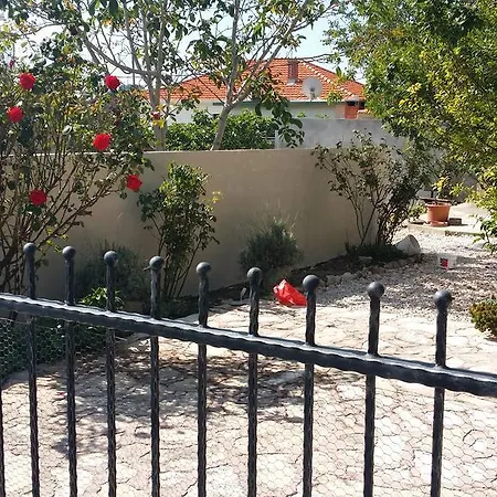 Apartament Sandra Hvar *