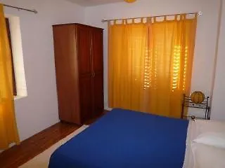 Apartment Sandra Hvar