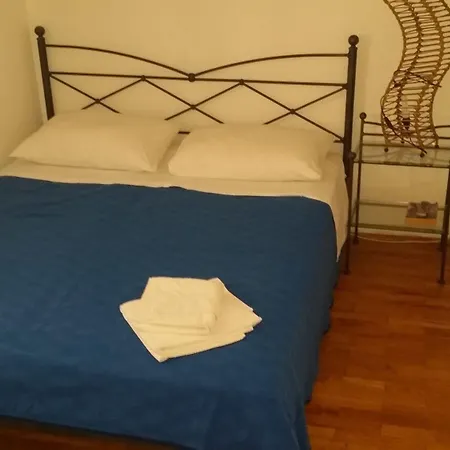 Sandra Hvar Apartamento *