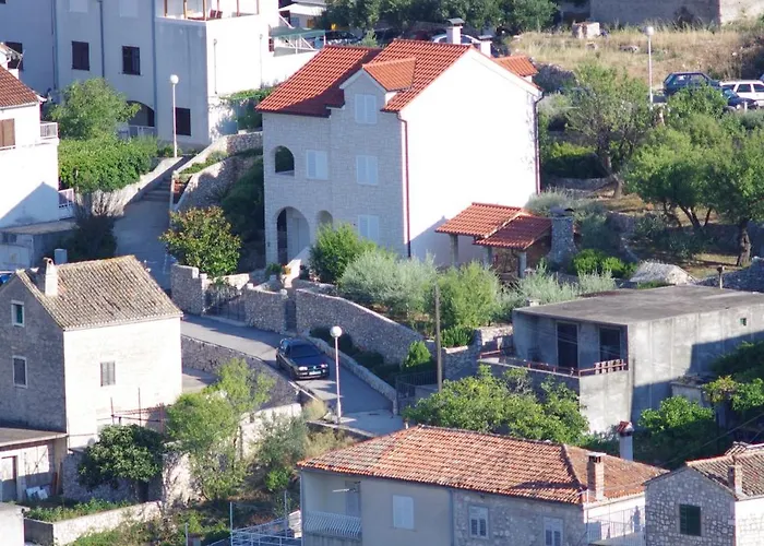 Sandra Hvar 公寓 *